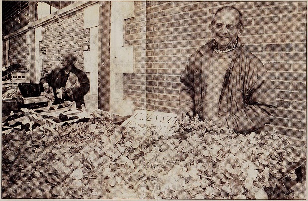 M colin au marche.jpg