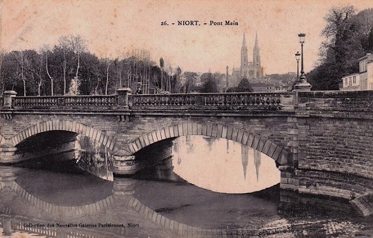 Fichier:Pont Main vers 1920.jpg