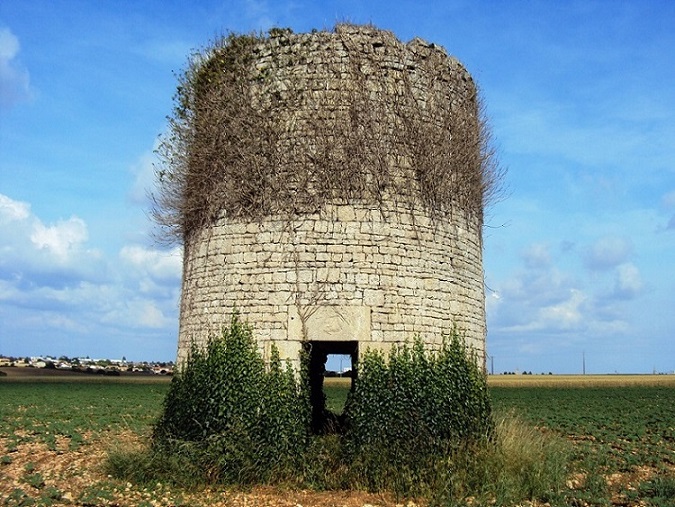Moulin 2 portes 2.jpg