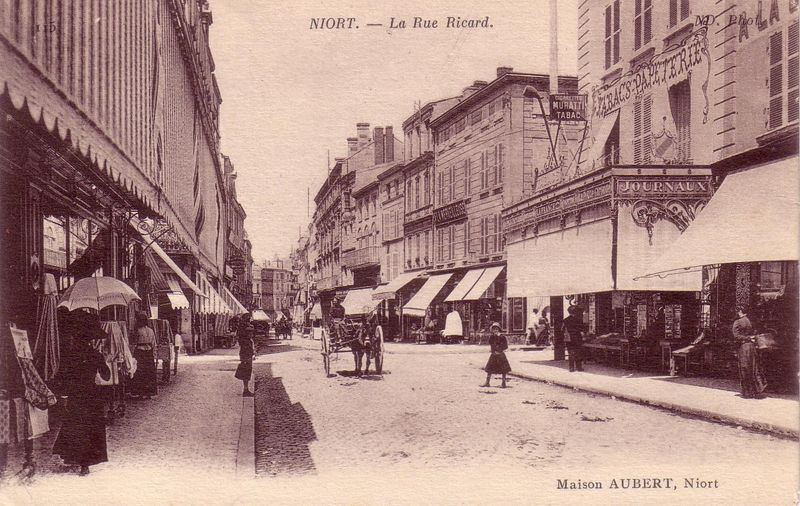 Fichier:Rue ricard 2.jpg