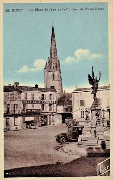 Fichier:PlaceSt Jean Couleur.jpg