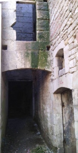 Venelle de l'hôtel Chaumont.jpg