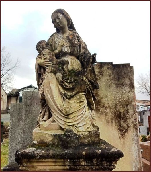 Fichier:Statue Cim.jpg