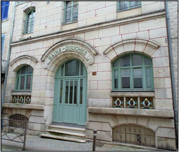 Fichier:Bains douches rue Basse.jpg