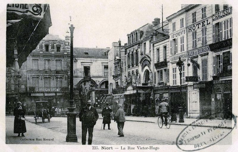 Fichier:Hotel Raisin.jpg