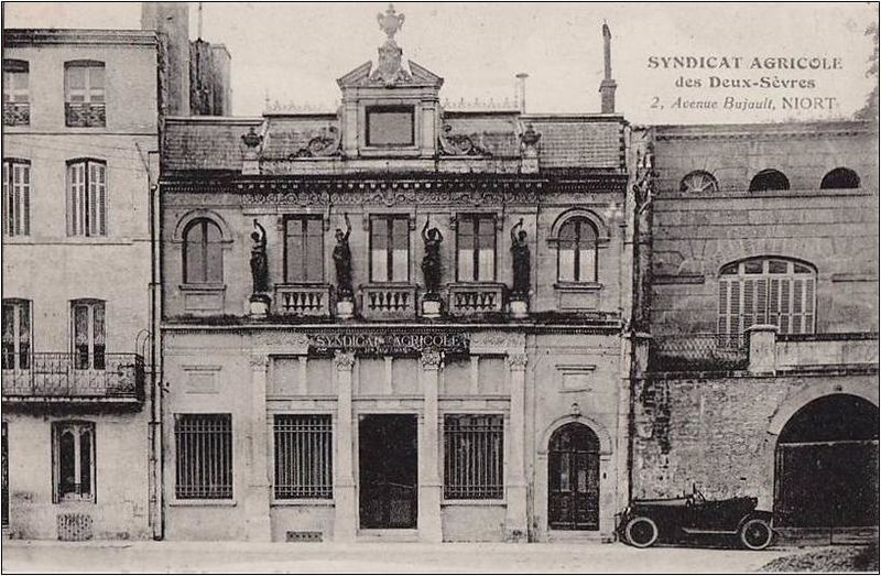 Fichier:Syndicat Agricole avant 1940.jpg