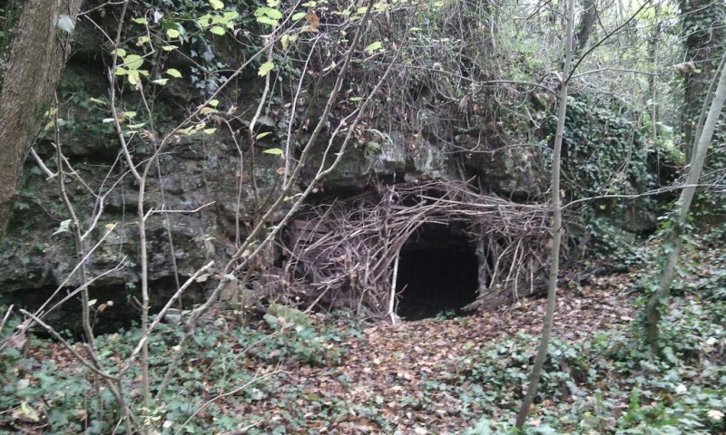 Fichier:Grotte maquisards.jpg