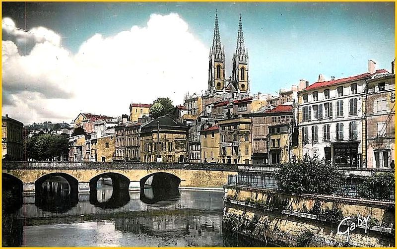 Fichier:Vieux Ponts 1960.jpg