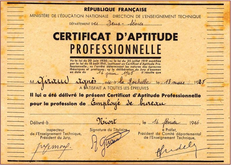 Fichier:1946 CAP.jpg