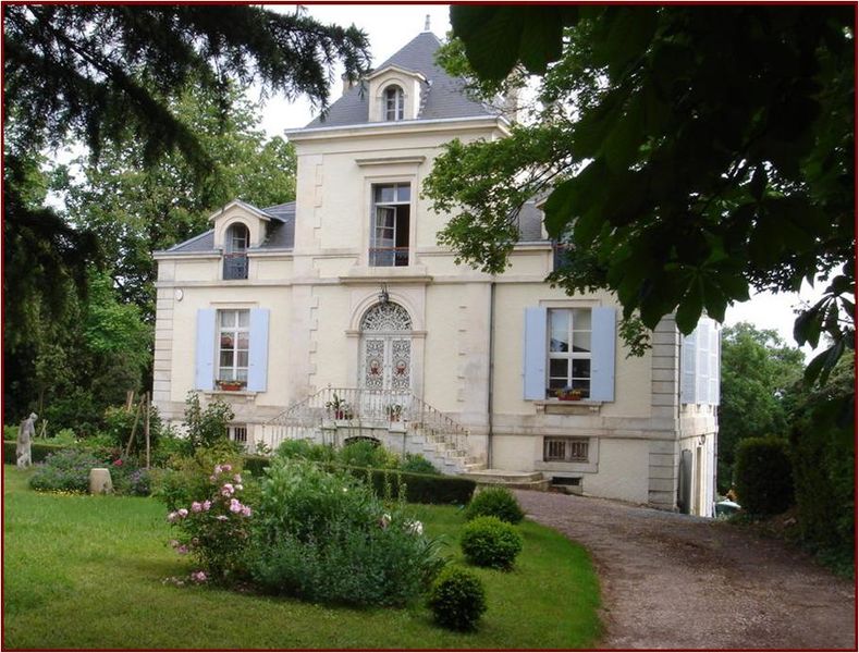 Fichier:Cast Parc 2000.jpg