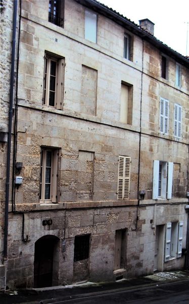 Fichier:Façade de l'Ancien Hotel de Hercule.jpg