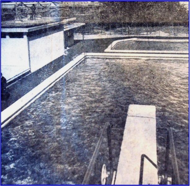 Fichier:Picine Rougier 1965.jpg