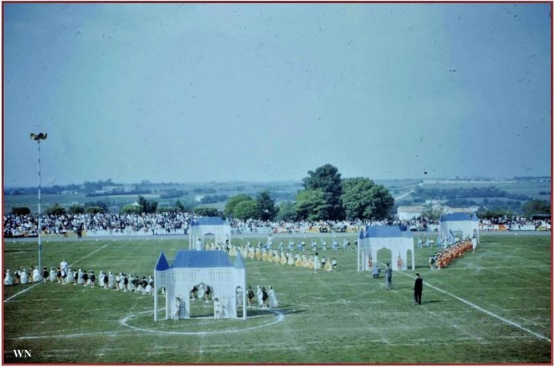 Fichier:1963 petit chateau espinassou.jpg