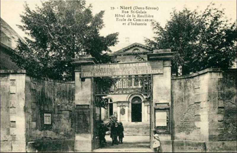 Fichier:ENTREE 2.jpg