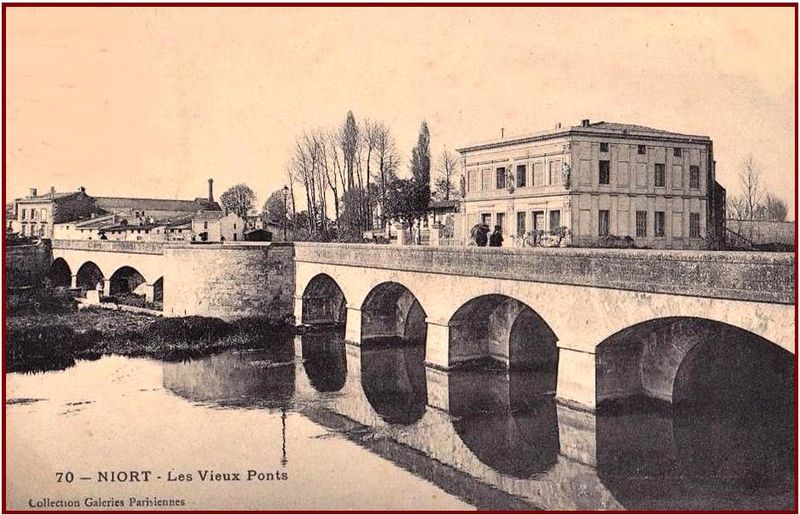 Fichier:Bains Clerc.jpg