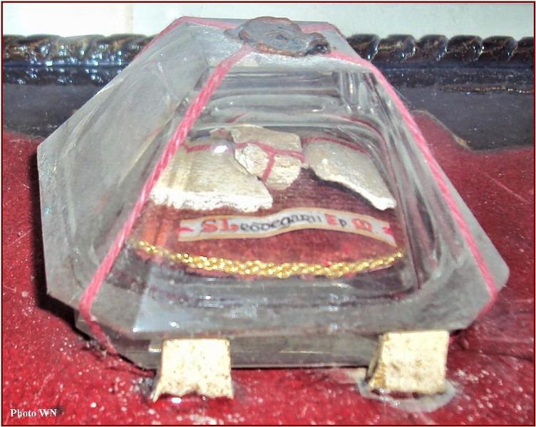 Fichier:Reliques St Liguaire.jpg