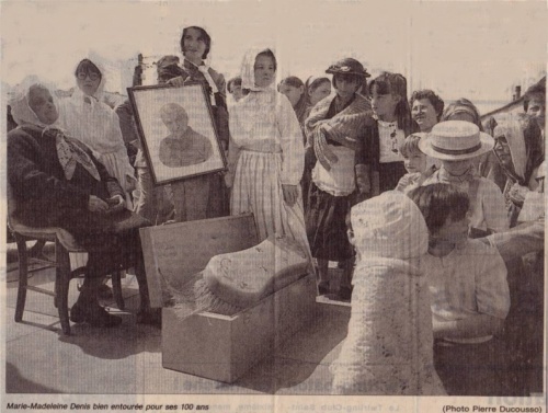 Marie-Madeleine DENIS - Lavandière de Sainte-Pezenne - NR 1993.jpg